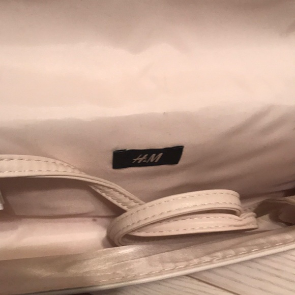 H&M Clutch - Picture 4 of 5